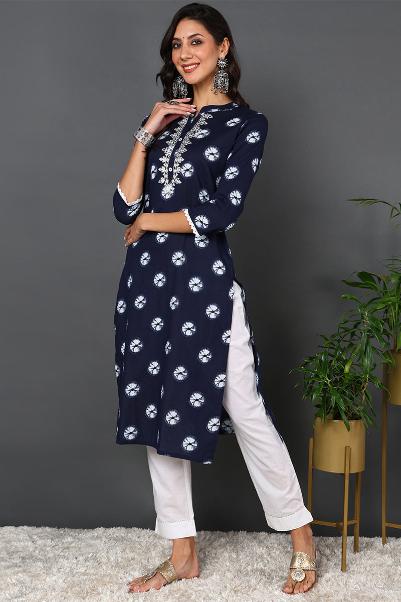 Women's Blue Cotton Embroidered Ethnic Motifs Straight Kurta