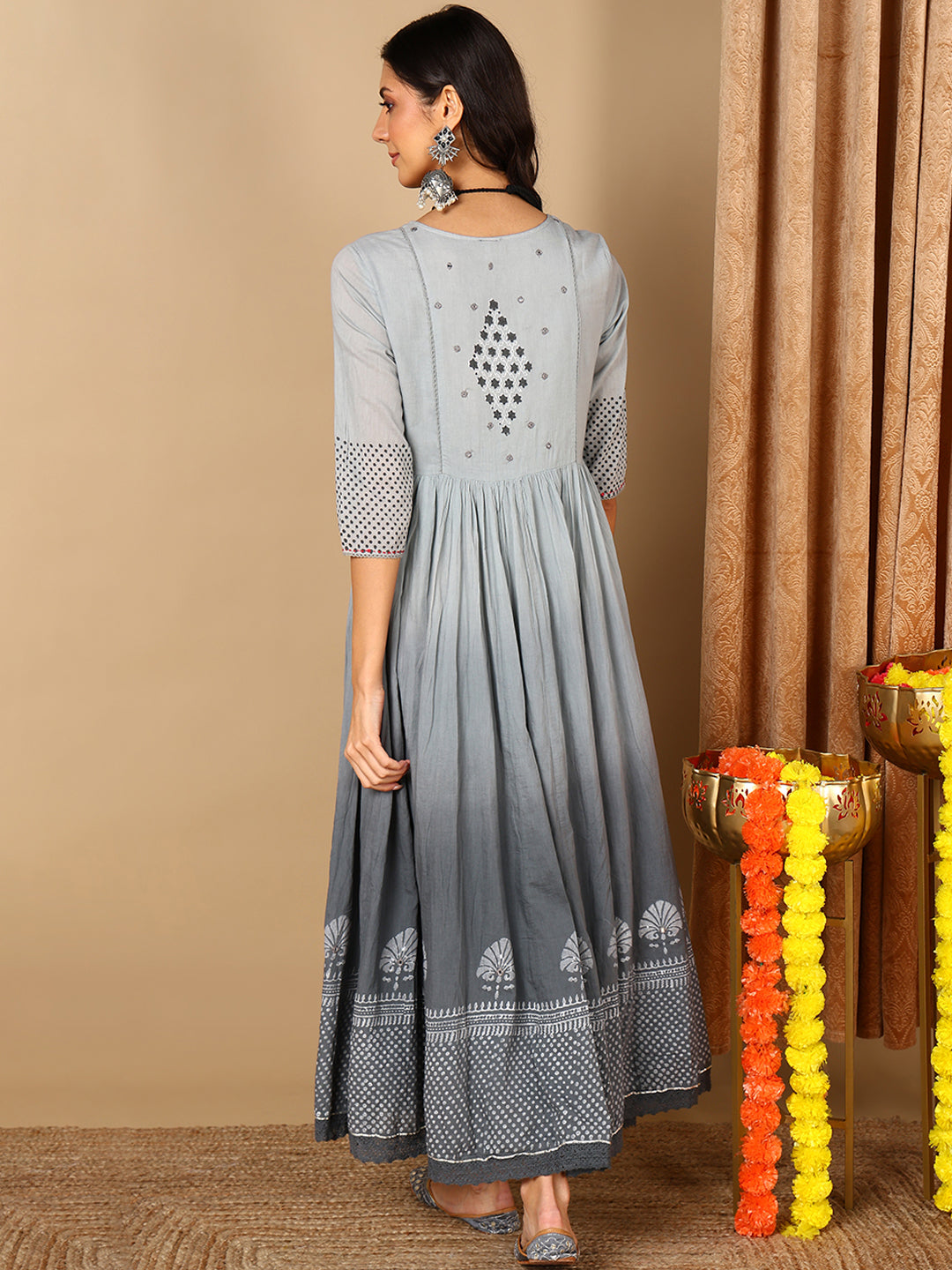 Color_Grey