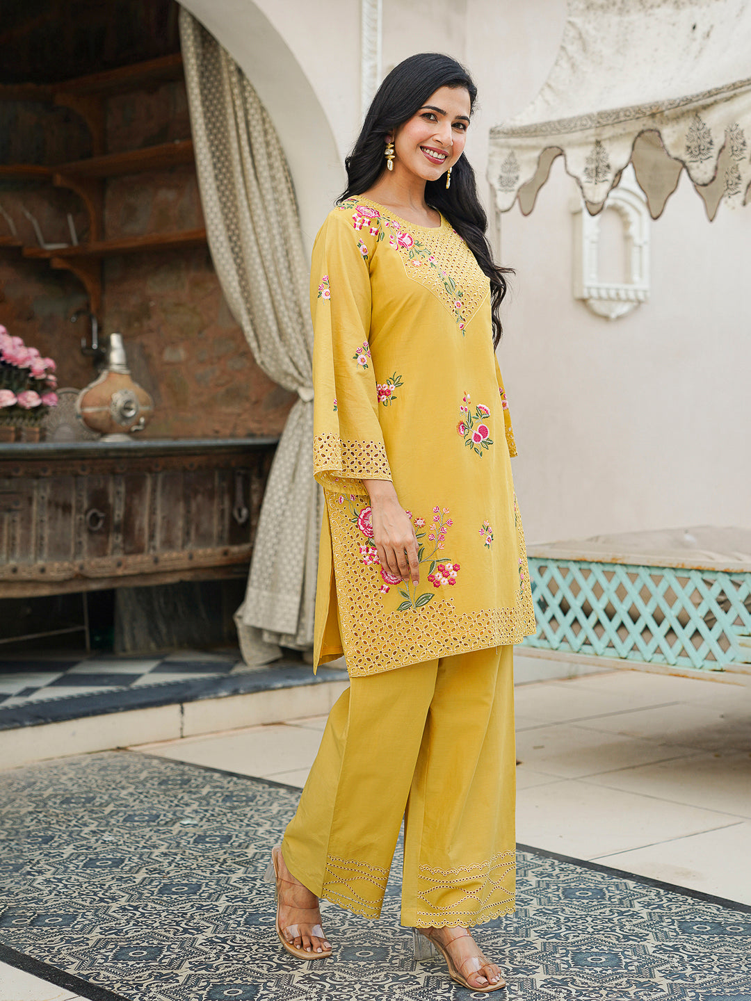 Color_Yellow