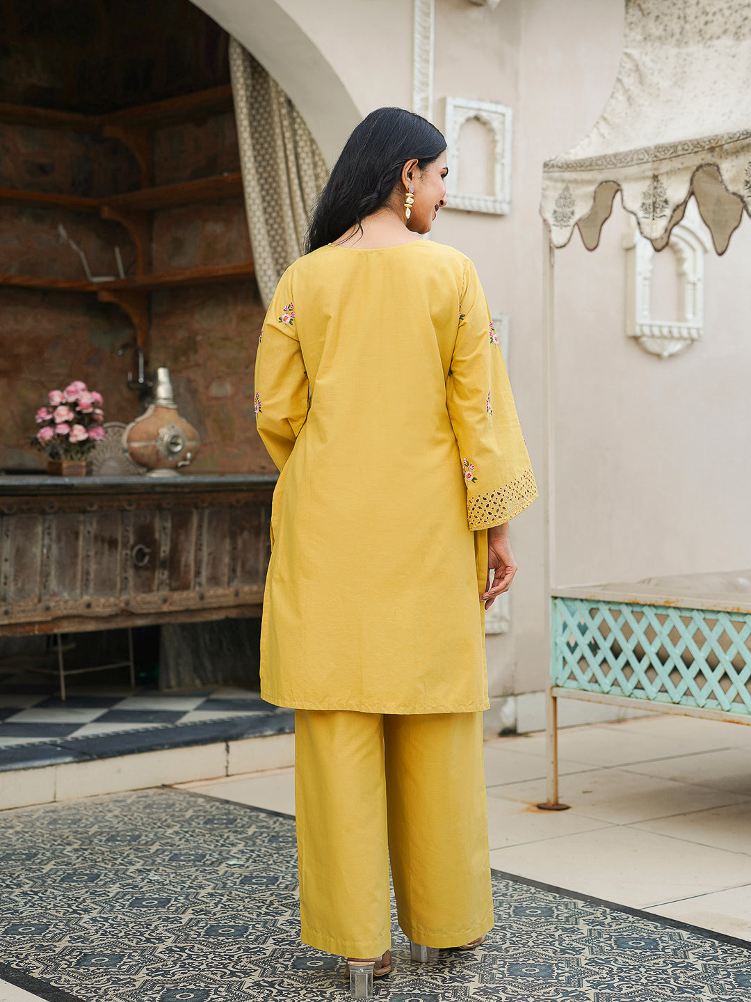 Color_Yellow
