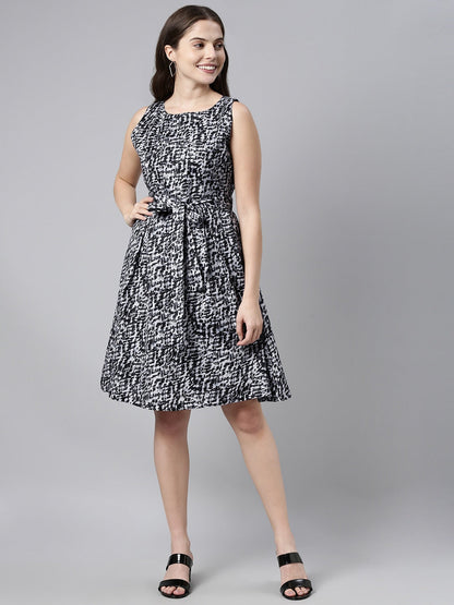 Women's Black Crepe Abstract Printed Dress