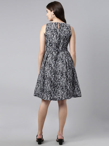 Women's Black Crepe Abstract Printed Dress