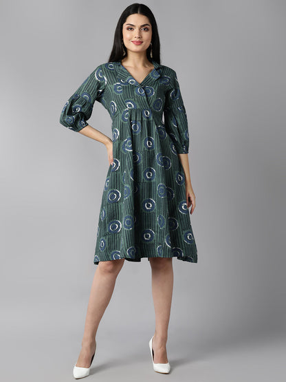 Women's Green Cotton Geometric Printed Dress