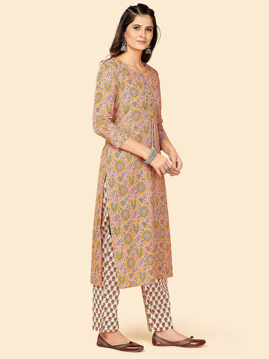 Color_Beige
