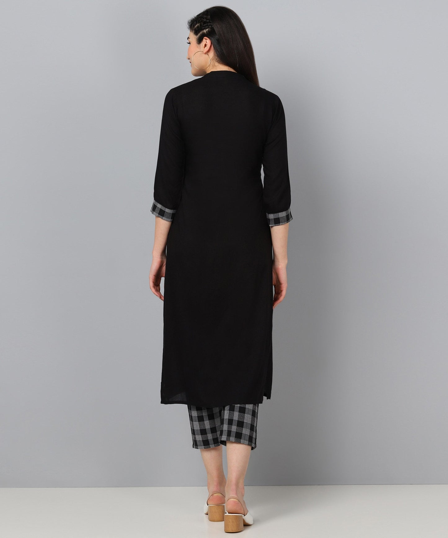 Color_Black