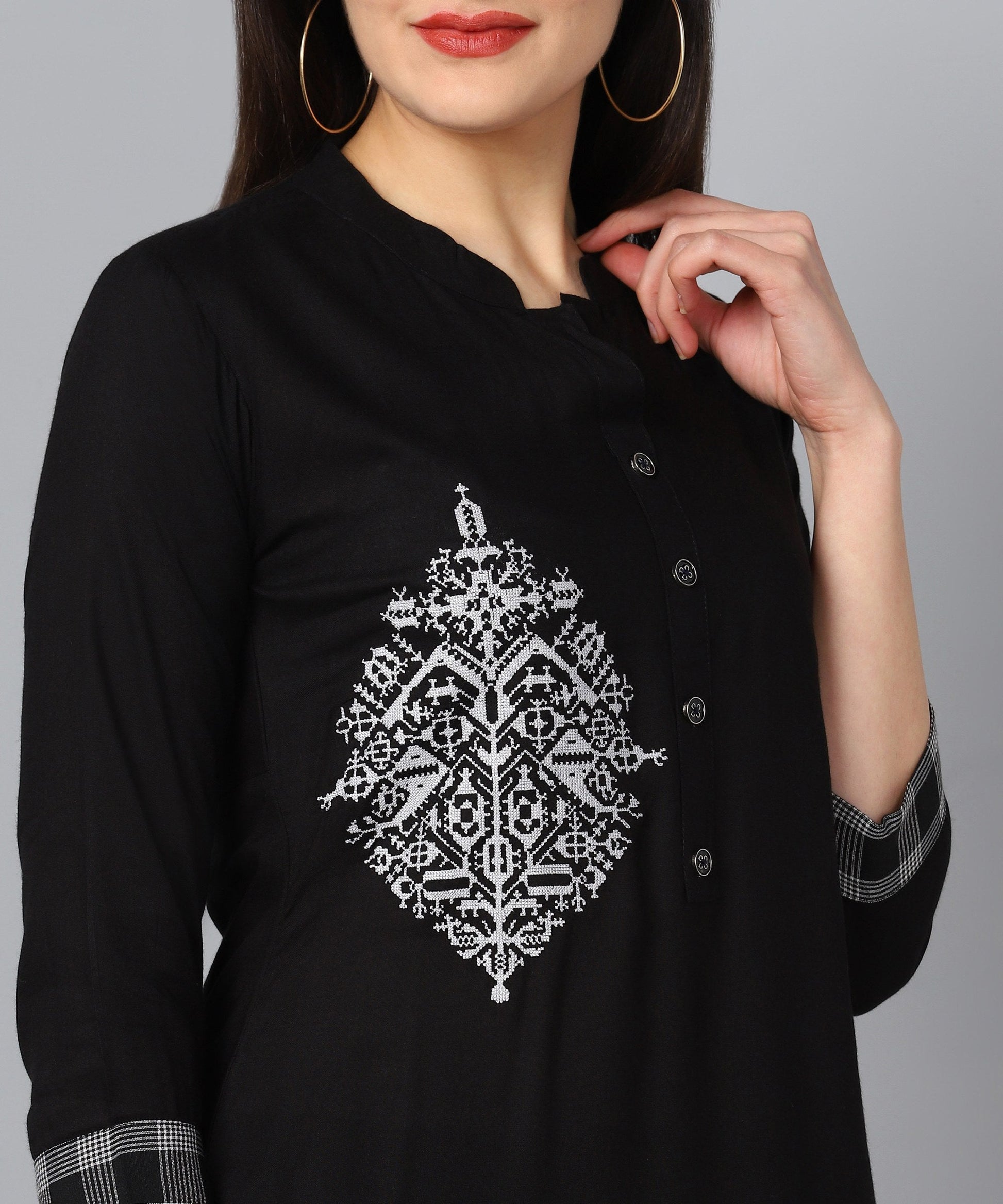 Color_Black
