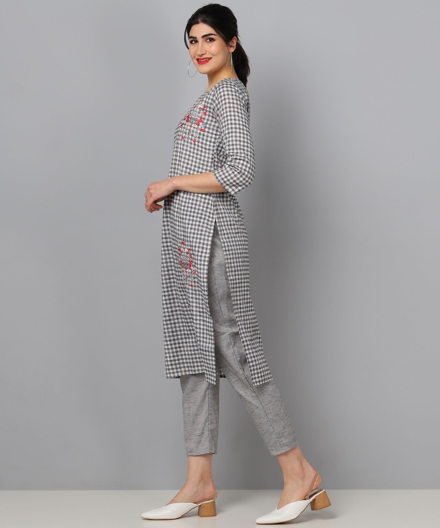 Color_Grey