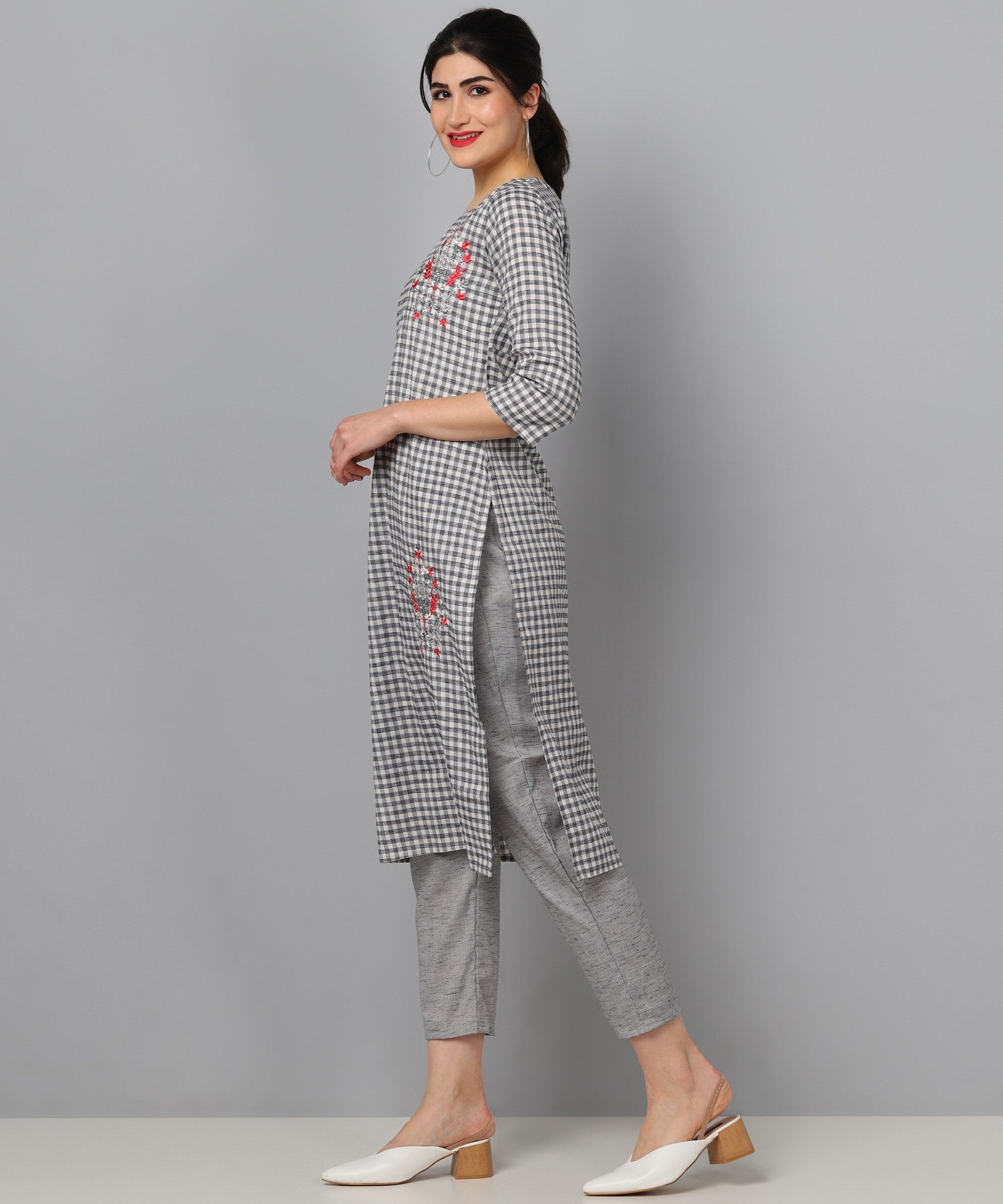 Color_Grey