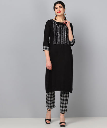 Color_Black