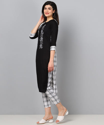 Color_Black