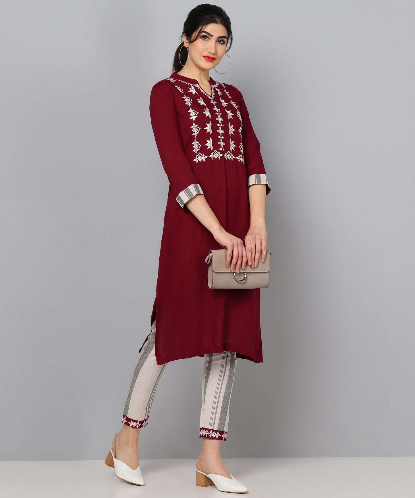 Color_Maroon