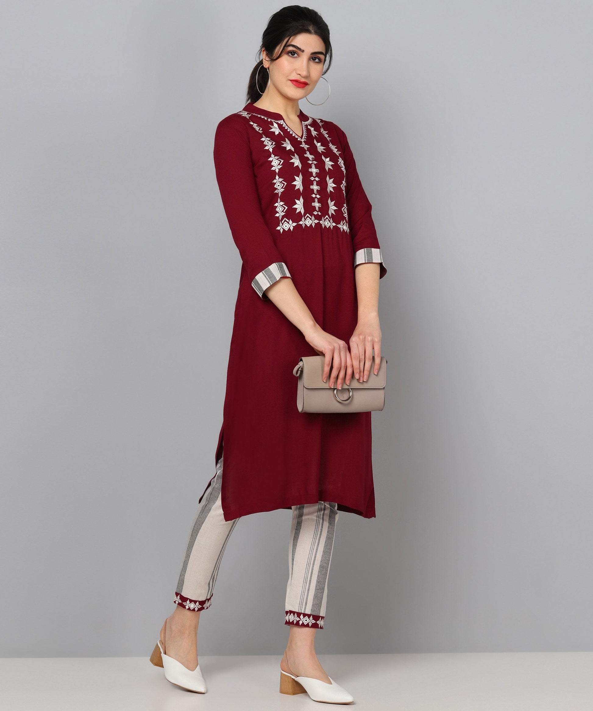 Color_Maroon