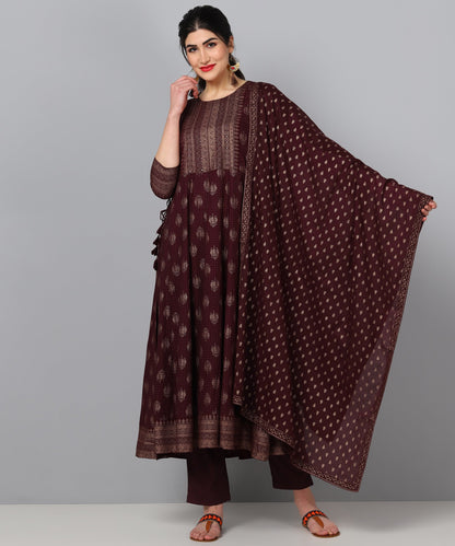 Color_Maroon