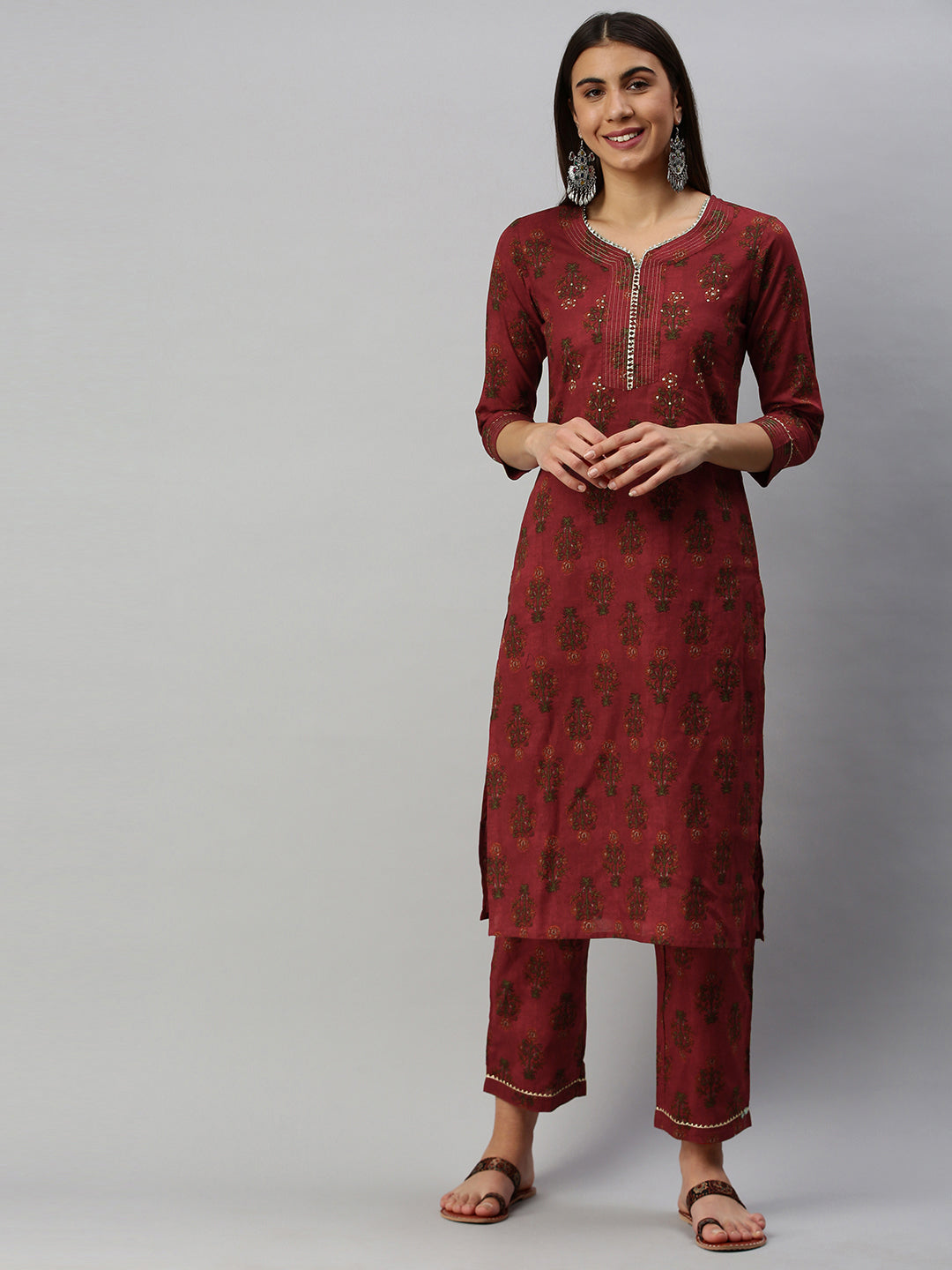 Color_Maroon