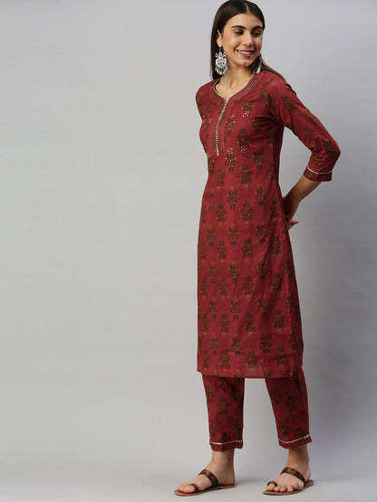 Color_Maroon