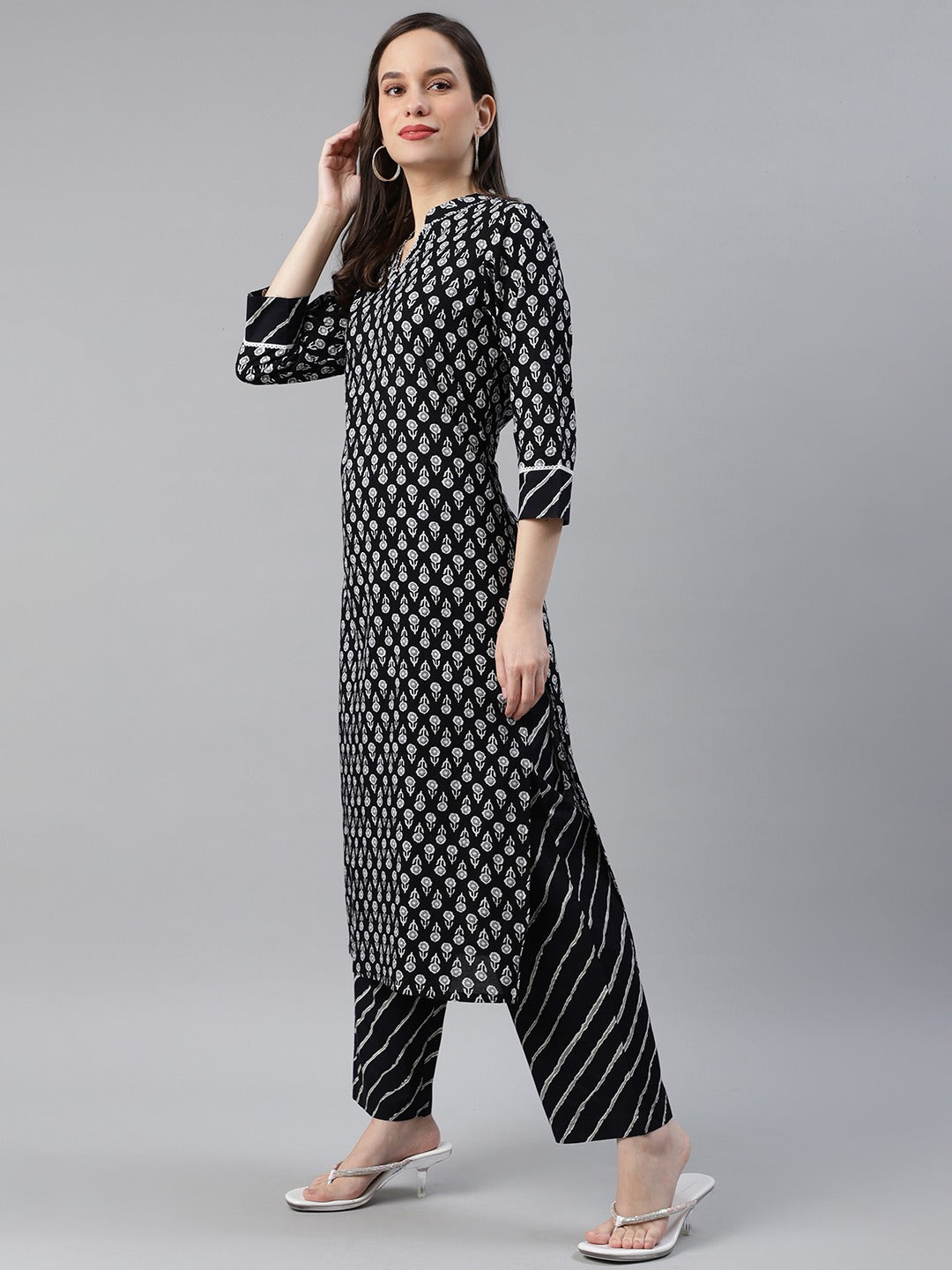 Color_Black