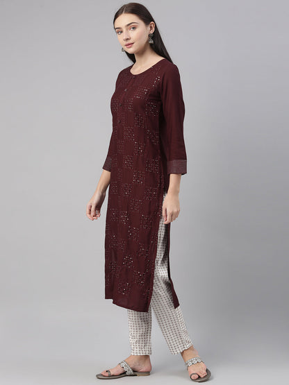 Color_Maroon