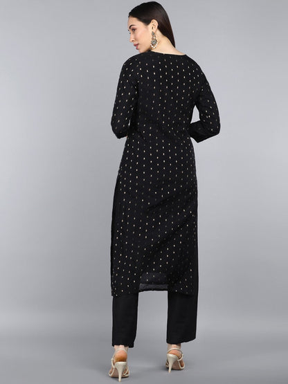 Color_Black