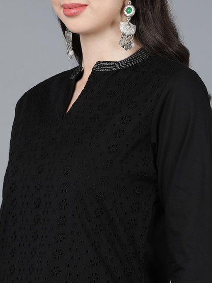 Color_Black