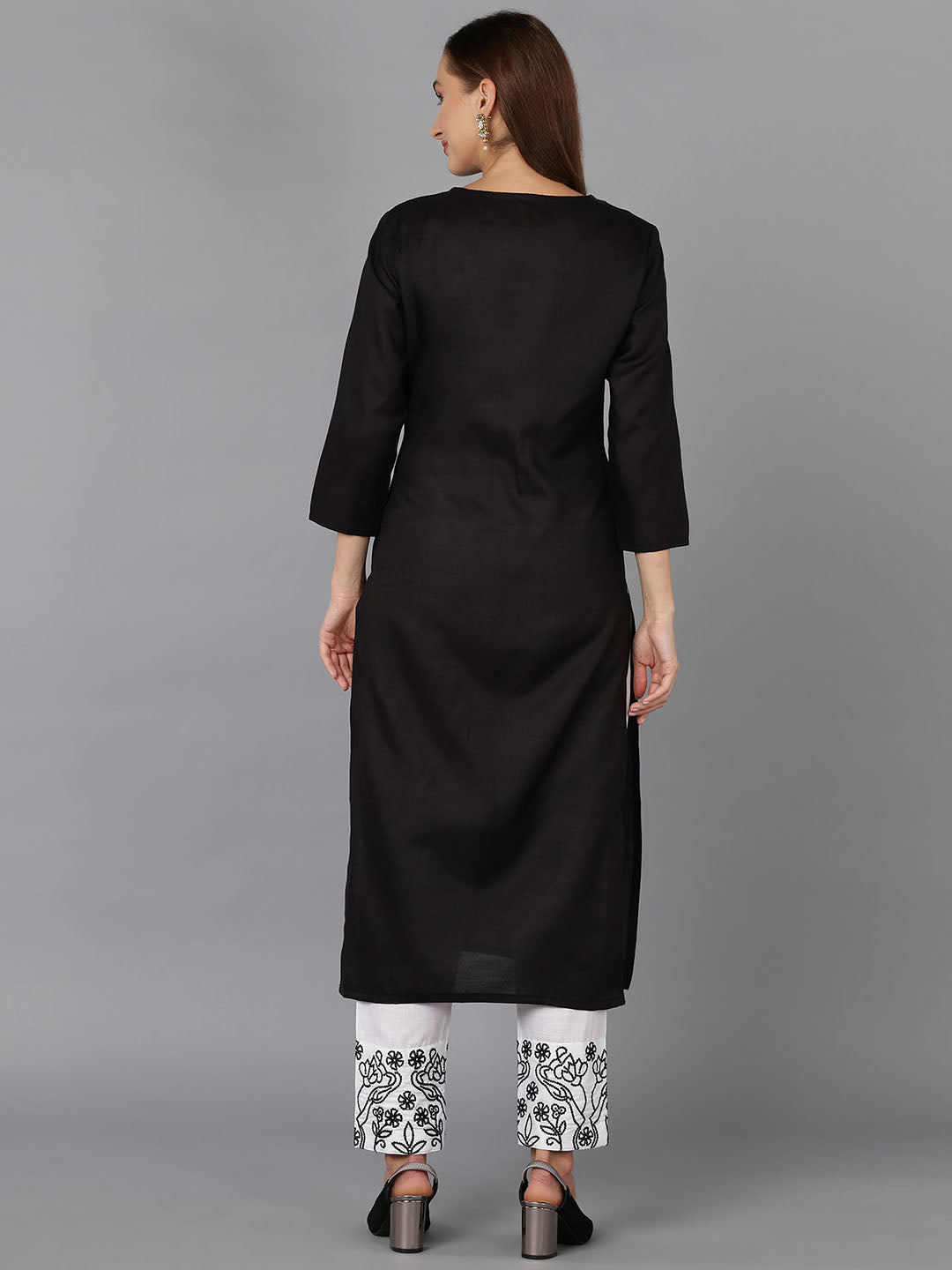 Color_Black