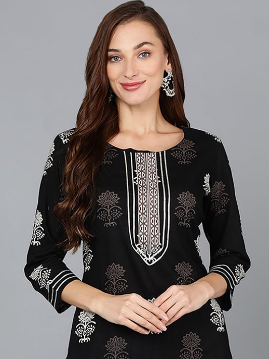 Color_Black