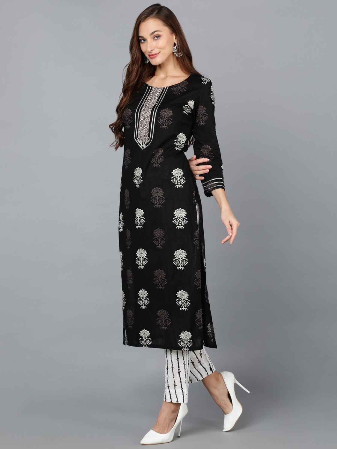 Color_Black