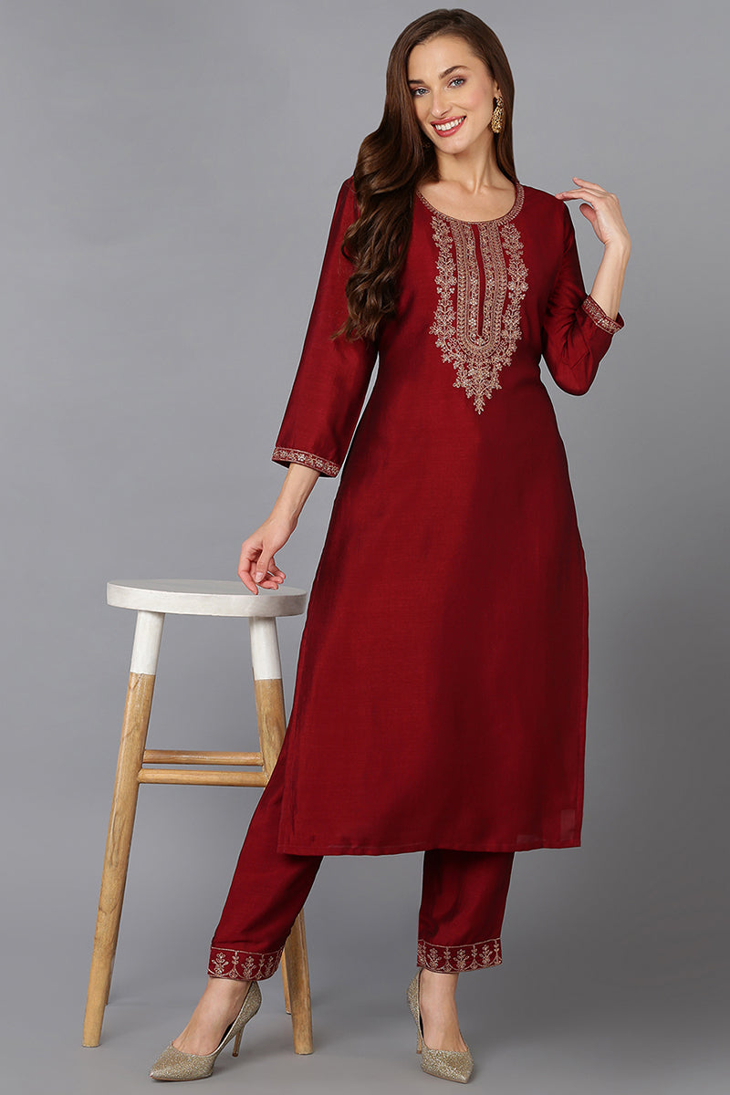 Women's Silk Blend Maroon Embroidered Kurta With Pant