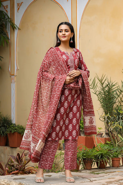Women's Cotton Blend Printed Kurta Pant Dupatta Set