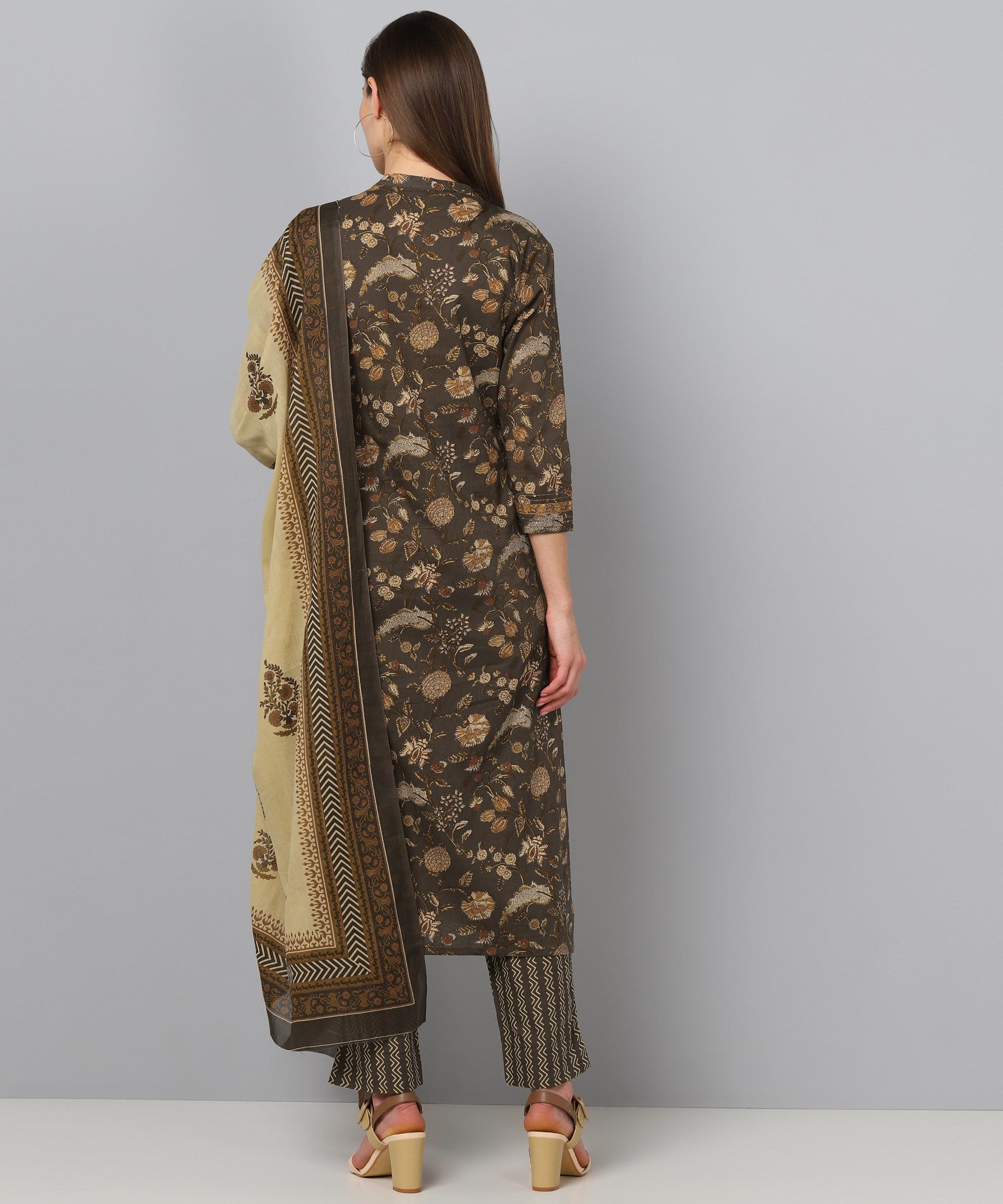Color_Brown