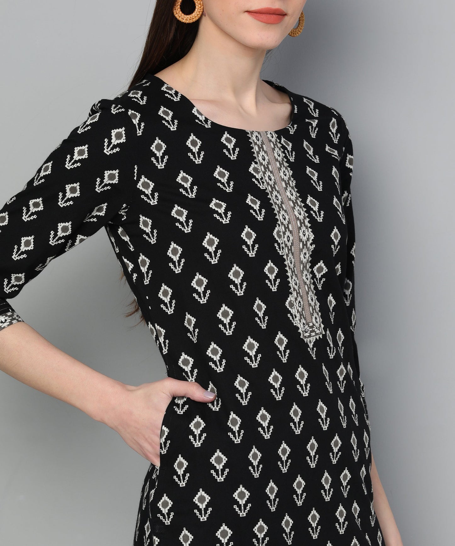 Color_Black