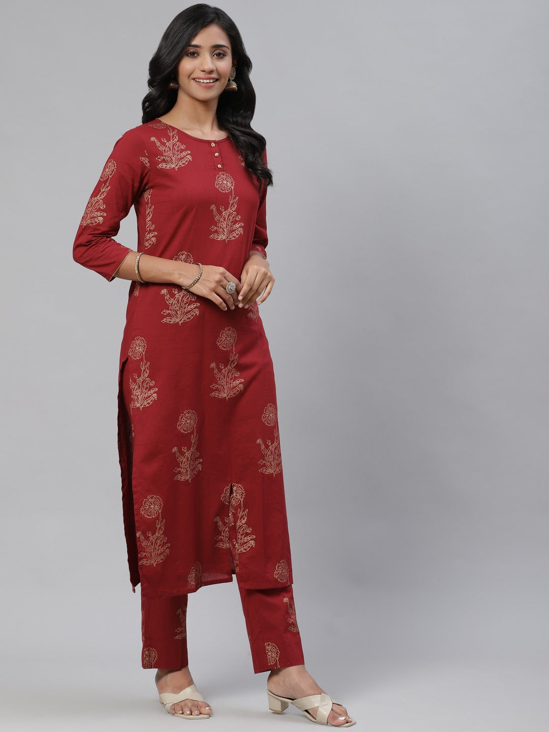 Color_Maroon