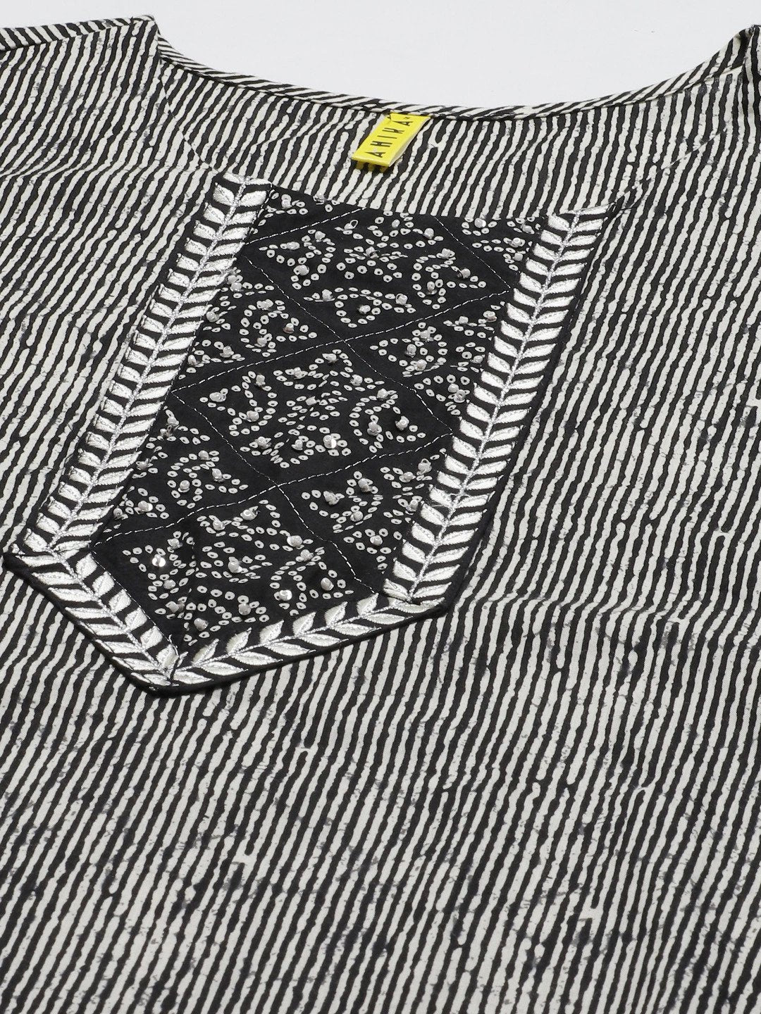 Color_Black