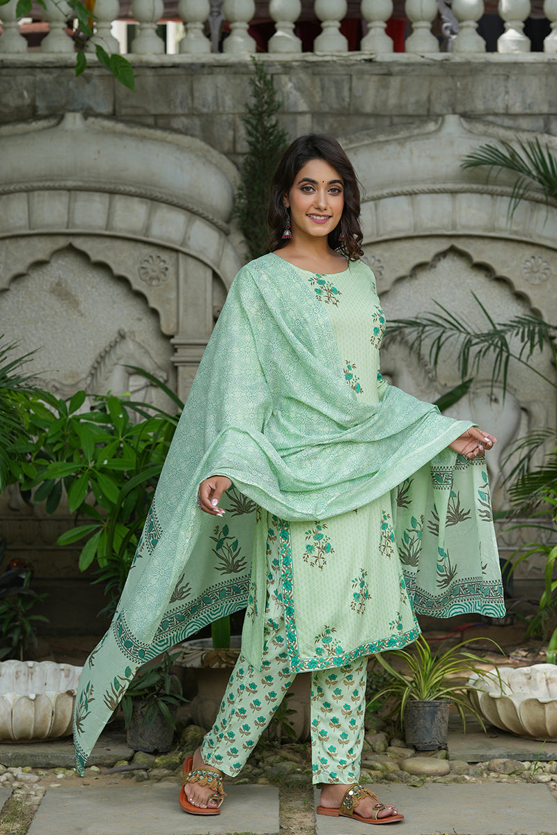 Women's Green Floral Printed Regular Cotton Kurta With Salwar Dupatta