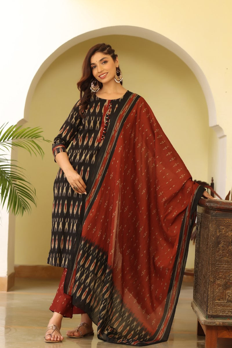 Women's Black Ethnic Motifs Printed Panelled Cotton Blend Kurta With Pants With Dupatta