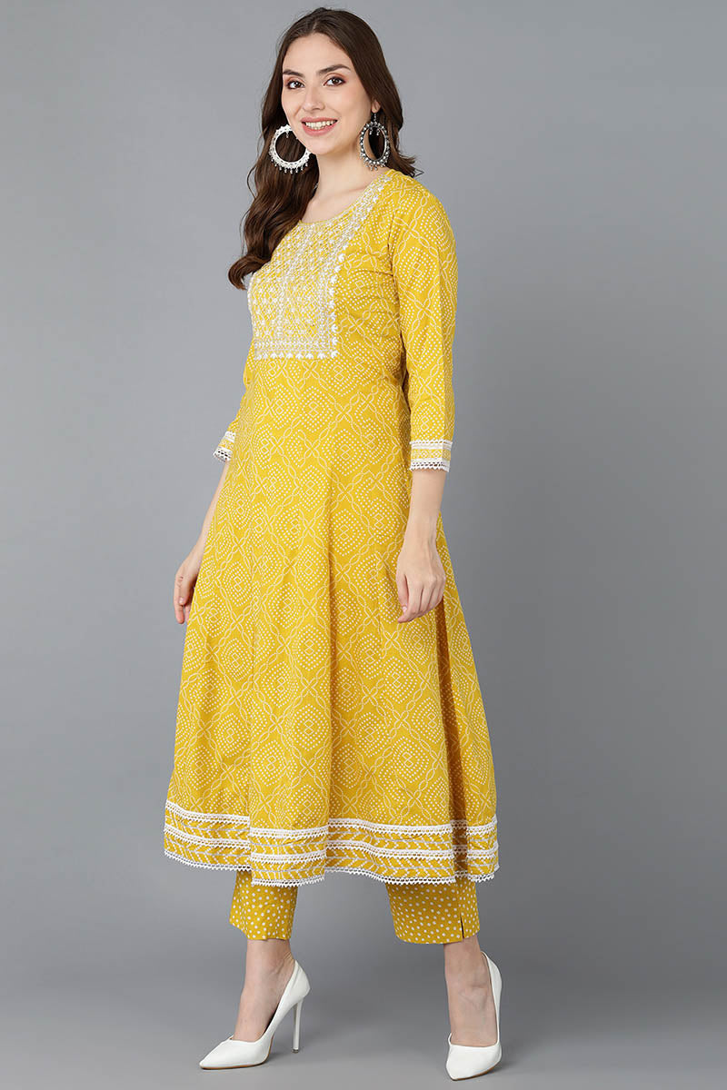 Women's Cotton Blend Embroidered Bandhani Printed Kurta Pant With Dupatta