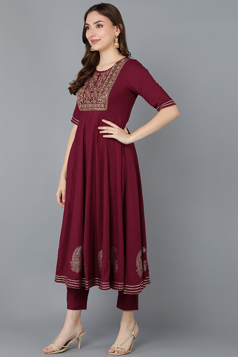 Women's Silk Blend Embroidered Kurta Pants With Dupatta