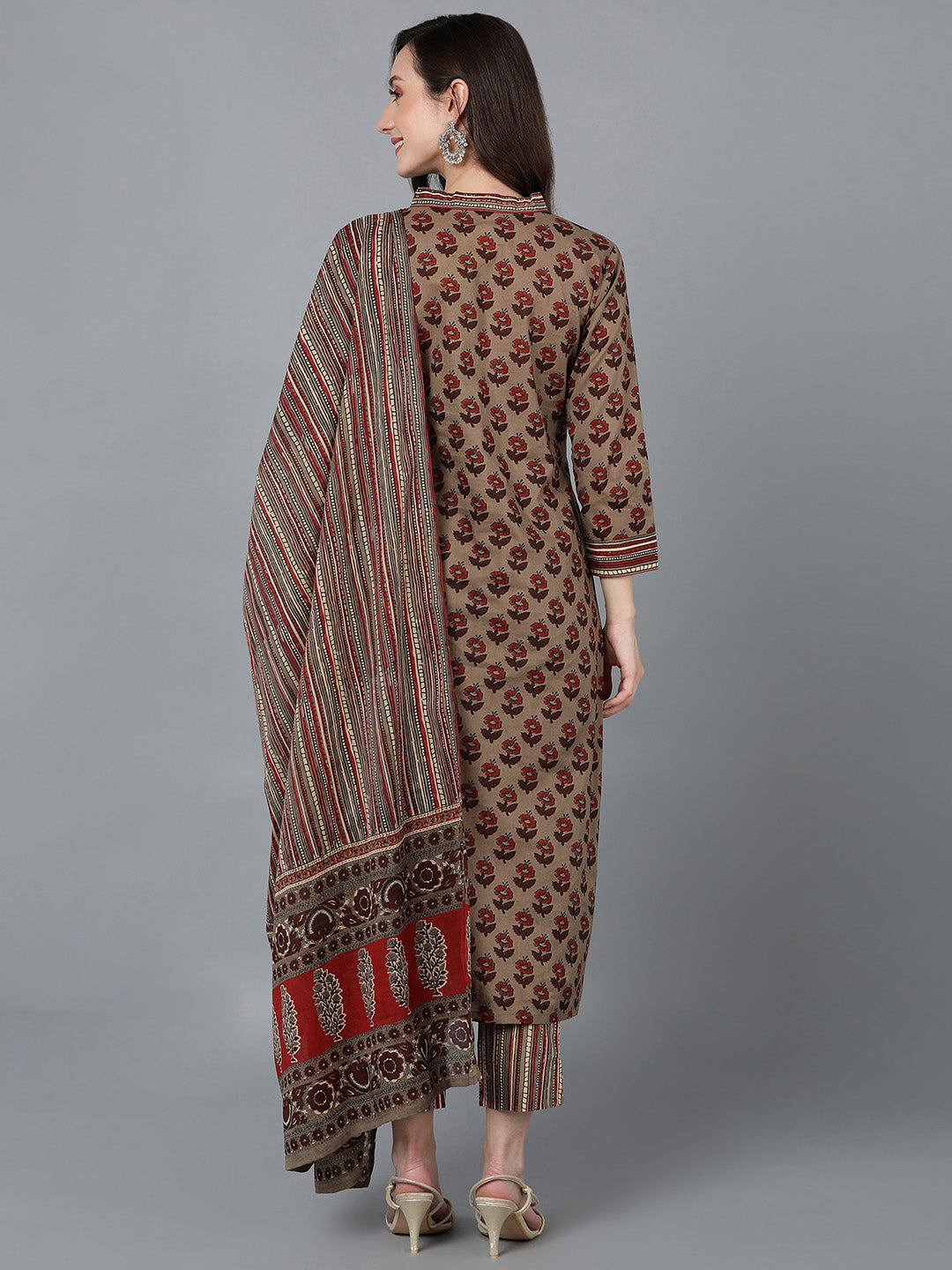 Color_Brown