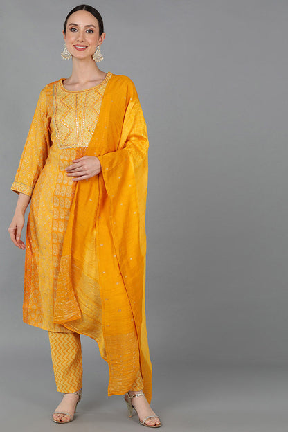 Women's Silk Blend Embroidered Ethnic Kurta Pant With Dupatta
