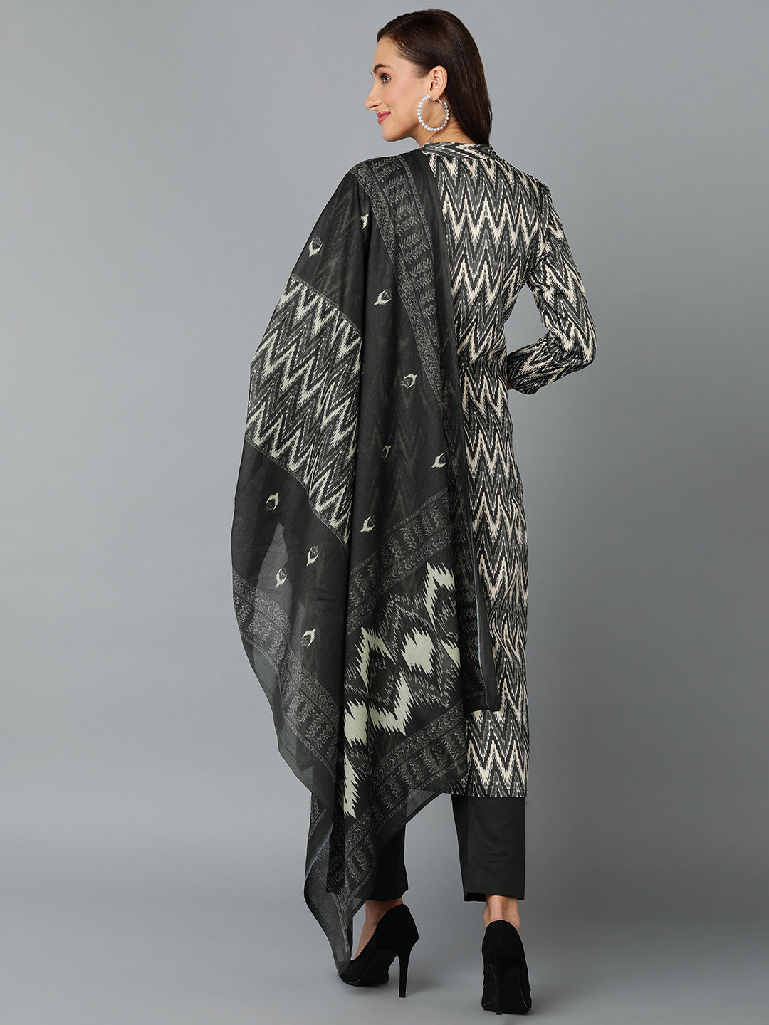 Color_Grey
