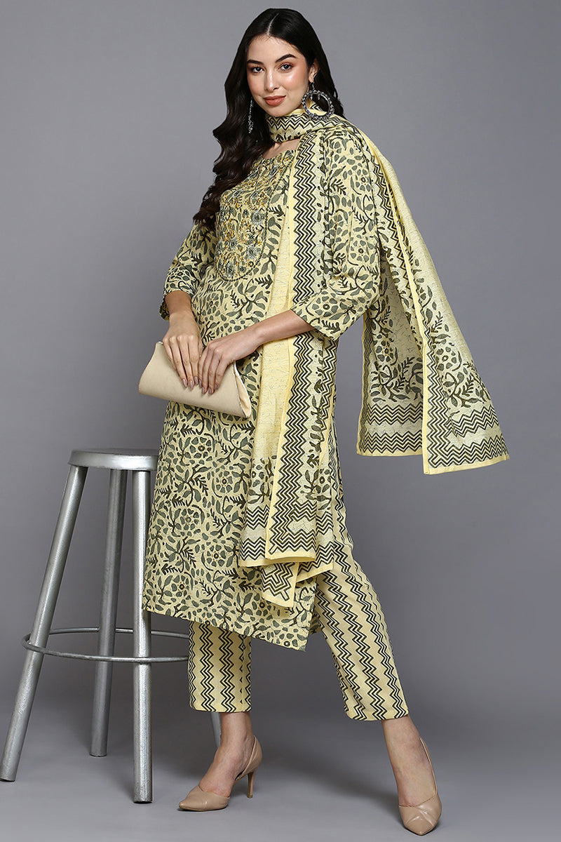Women's Silk Blend Yellow Printed Straight Kurta Pant With Dupatta