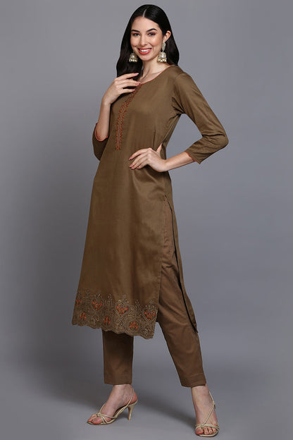 Color_Brown