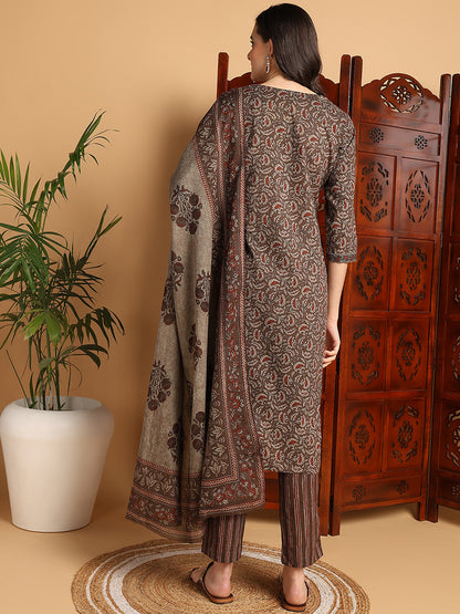Color_Brown