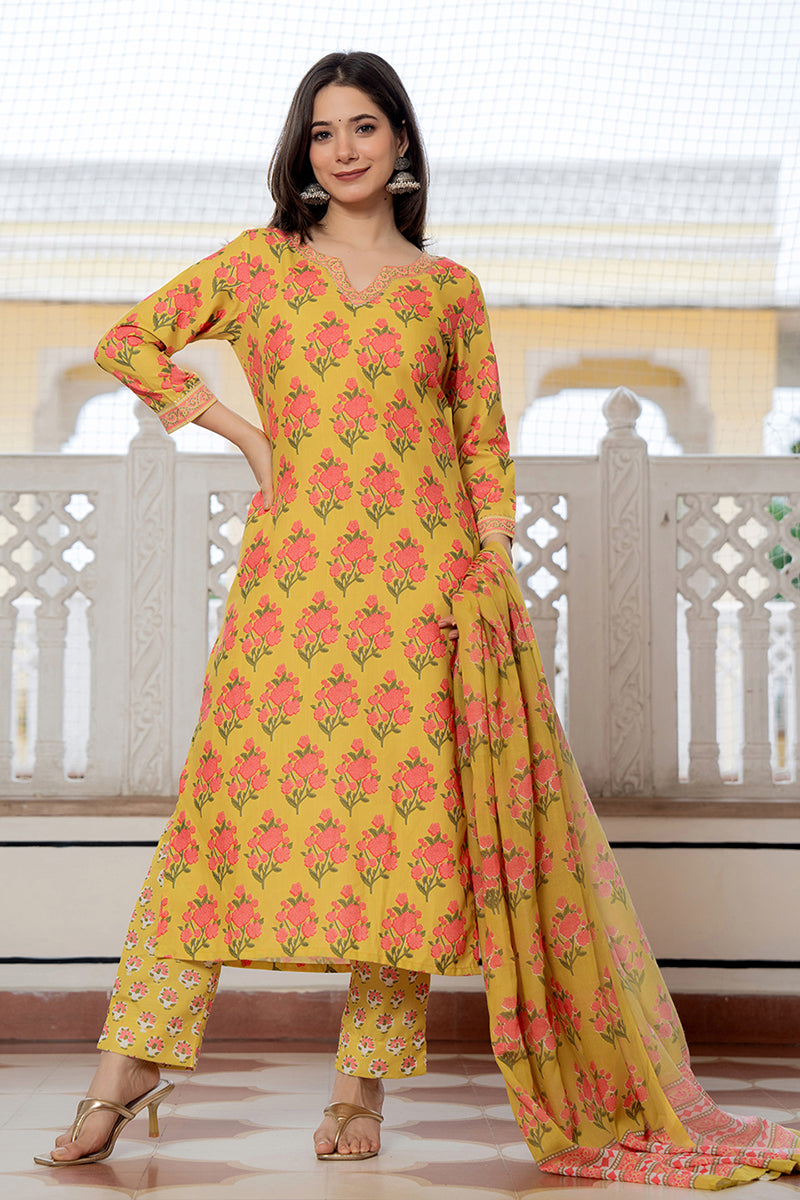 Women's Green Rayon Blend Floral Printed Straight Kurta Trouser With Dupatta
