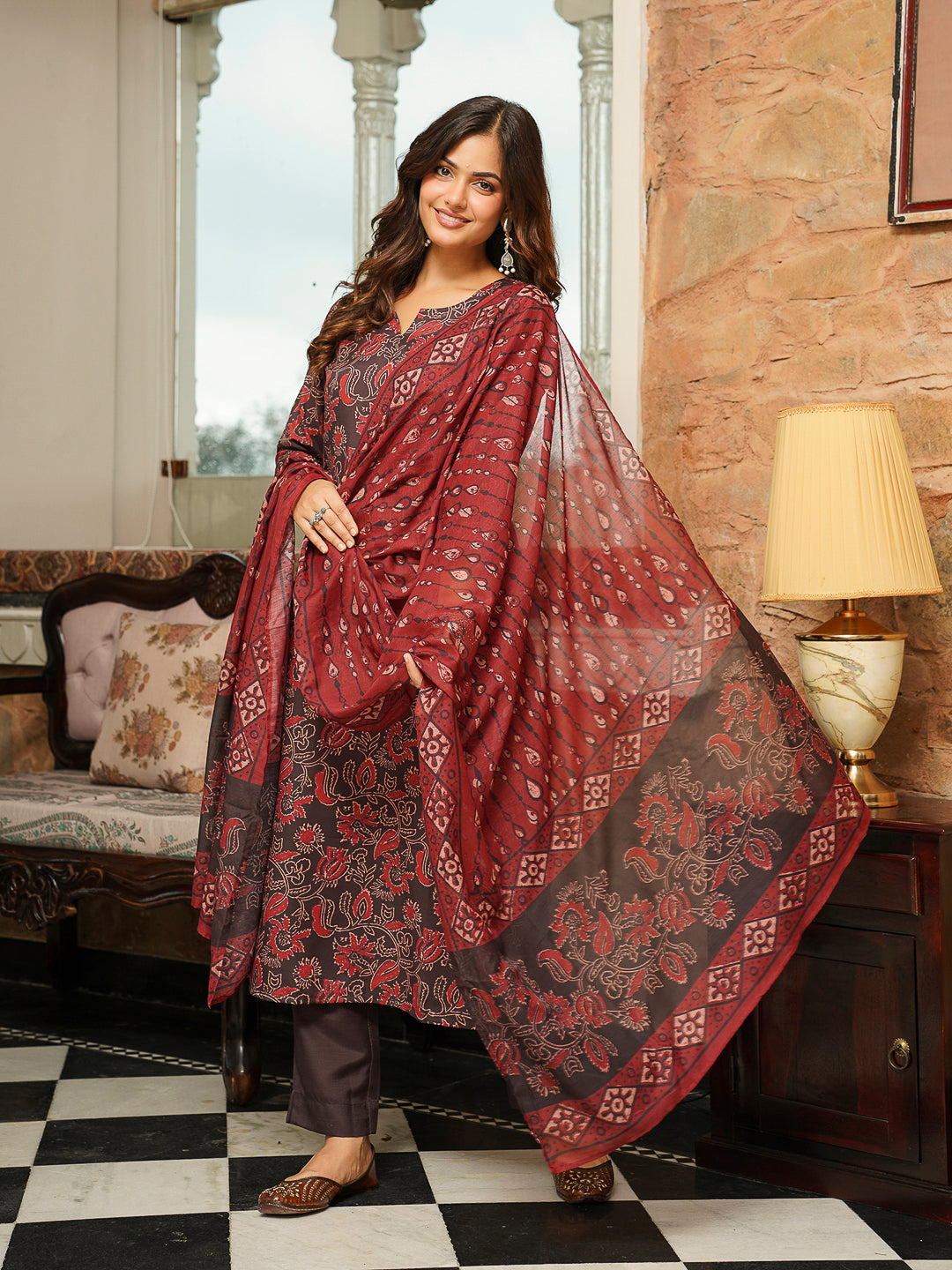 Color_Brown