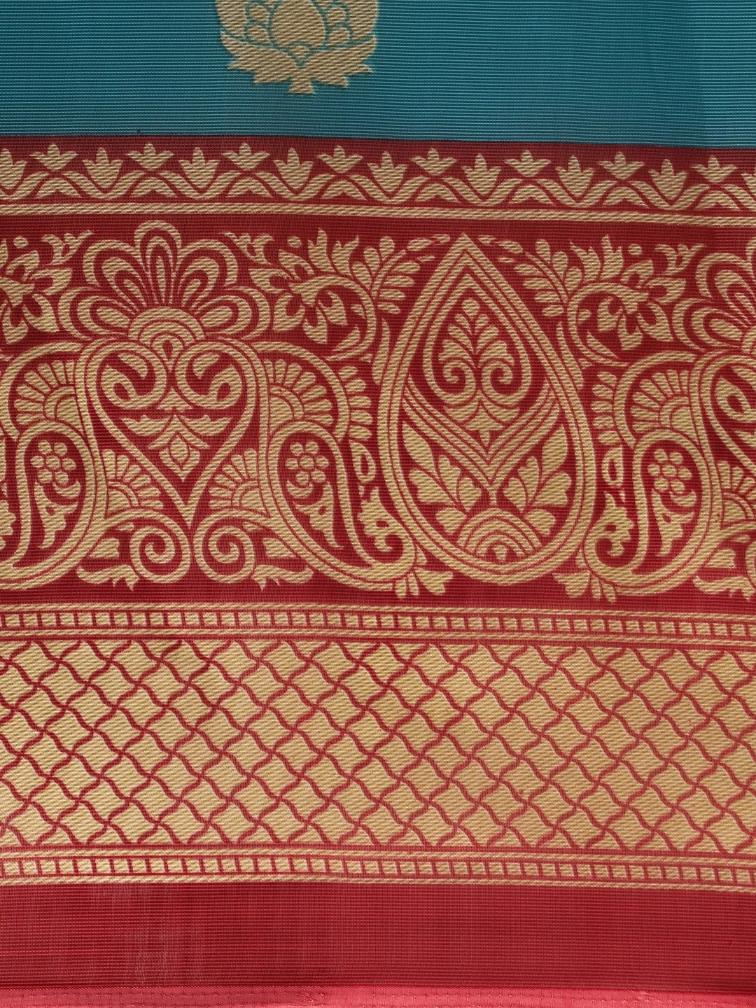 Women's MaroonÃ¢Â  Art Silk Printed Saree