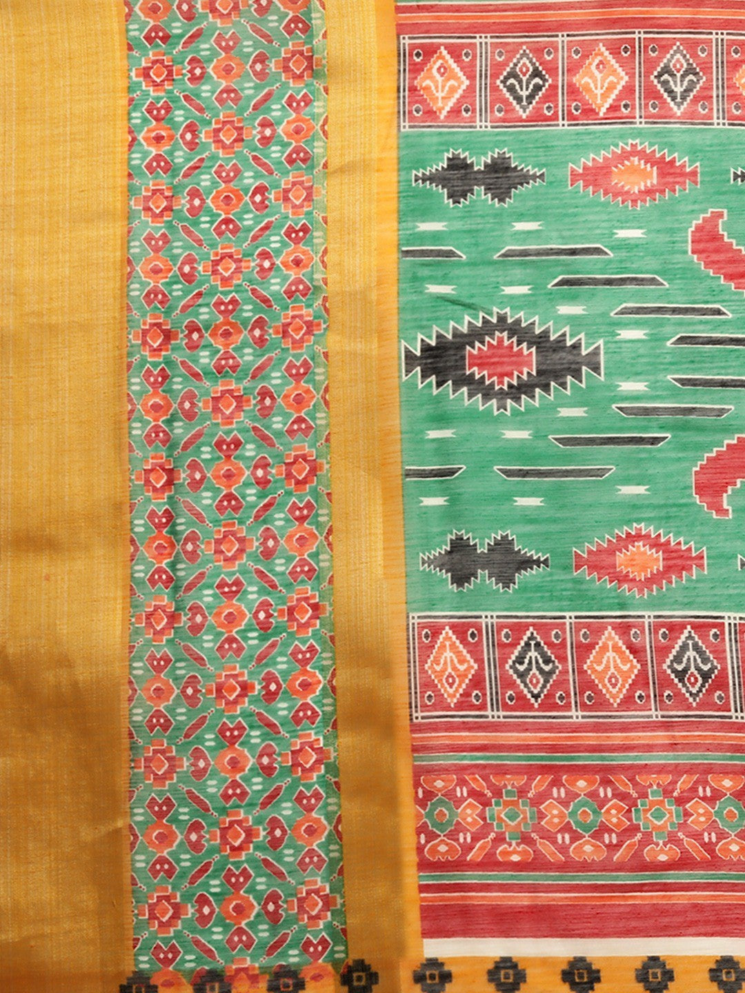 Women's Black Art Silk Printed Saree