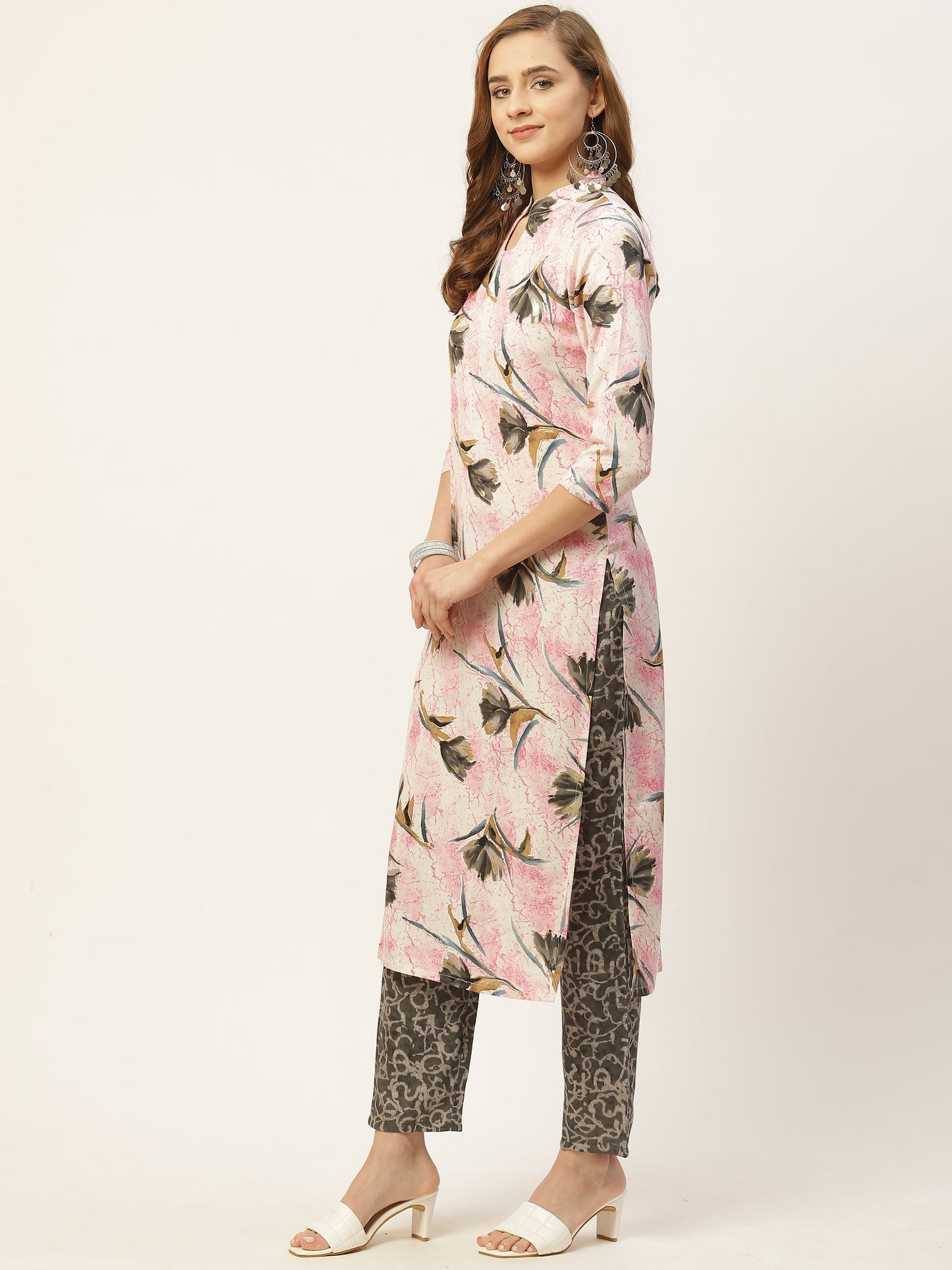 Women's Pink Color Rayon Blend Straight Foil Printed Kurta Palazzo Set