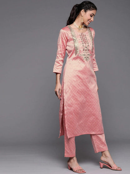 Women's Dusty Pink Ethnic Motifs Embroidered Kurta with Trousers & Dupatta