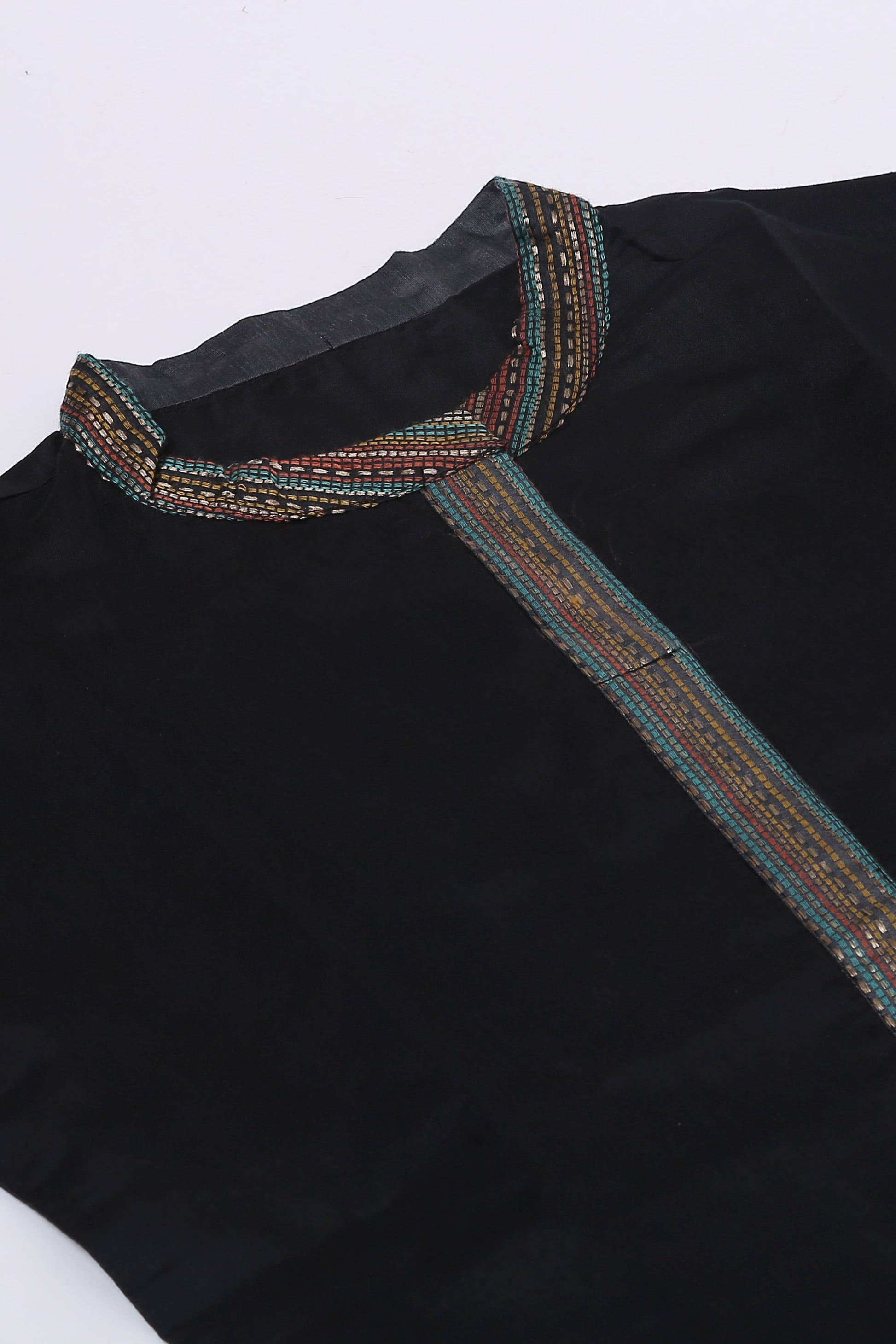 Color_Black