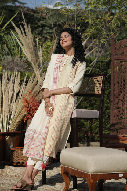 Women's Ivory Rayon Straight Kurta Pant Dupatta Set with Mask1